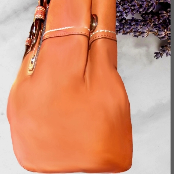 COACH BURNT ORANGE LEATHER CARRYALL - Picture 3 of 10